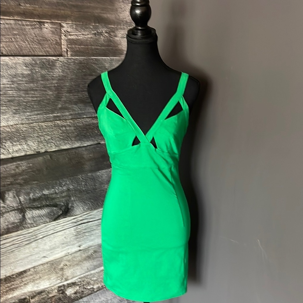 Nameless Green Bodycon Mini Dress V-Neck Cocktail